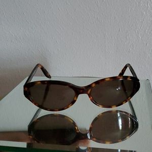 Gucci sun glasses